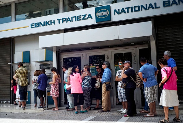 إغلاق البنوك اليونانية اليوم الإثنين في محاولة لحماية النظام المالي للبلاد