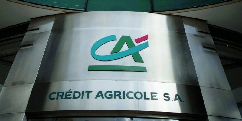 المتداول العربي بنك Credit Agricole ينصح ببيع الدولار كندي