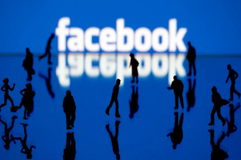فيسبوك تسجل إيرادات بأقل من التوقعات في الربع الثالث
