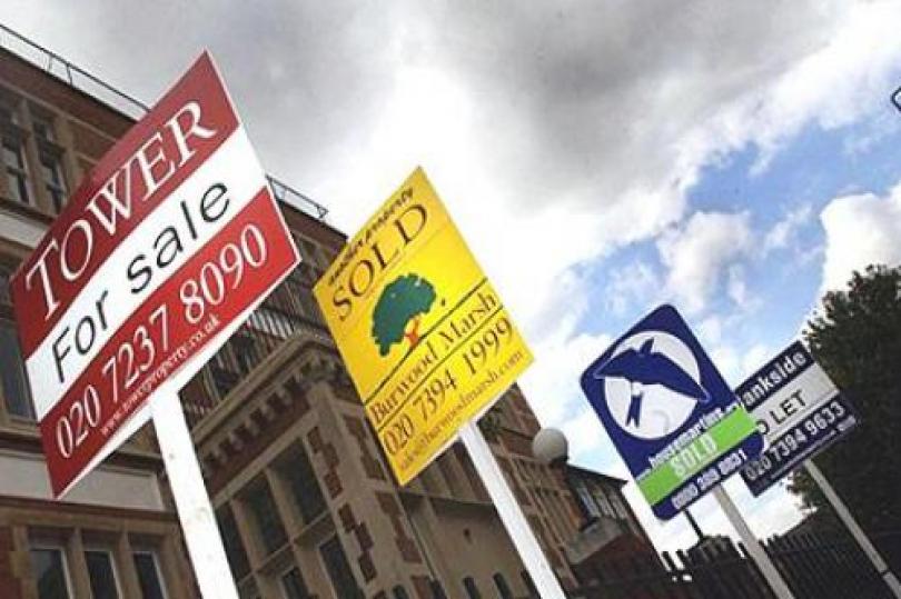 هبوط أسعار المنازل يعلن توقف تعافي سوق الإسكان البريطاني في 2010