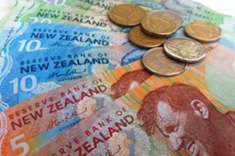 الدولار النيوزيلندي يشهد تراجعًا عقب إعلان Fonterra