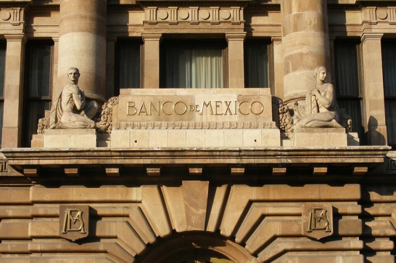 المكسيك: البنك المركزي يبقي الفائدة على الفائدة دون تغيير