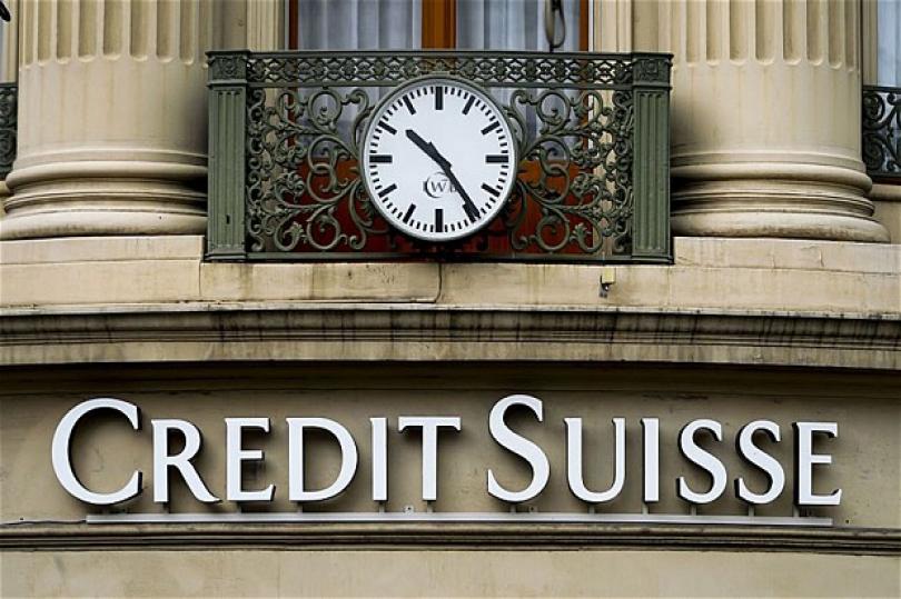 بنك Credit Suisse ينصح ببيع اليورو دولار