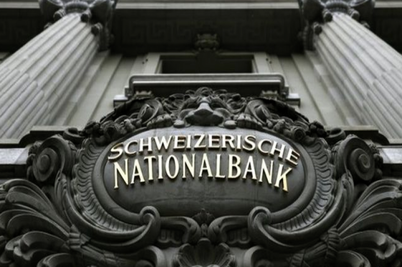 البنك الوطني السويسري يحتفظ بالفائدة عند -0.75%