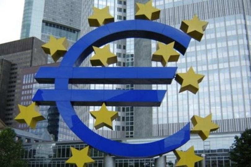 المركزي الأوروبي يبدأ شراء السندات في 9 مارس وسط مخاوف اليونان