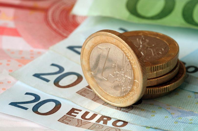 فرص تداول اليورو حسب قرارات المركزي الأوروبي - 19 يناير