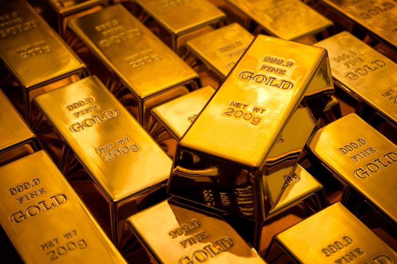 عاجل: روسيا تدفع الذهب للصعود..وسوق البورصة الأمريكية يواصل الهبوط