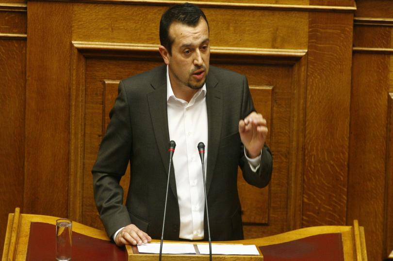 وزير الدولة اليوناني يرفض التعليق على استقالة الحكومة في حالة التصويت بـ"نعم"