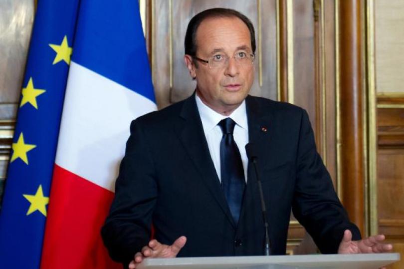 الرئيس الفرنسي: يجب أن تبقى اليونان فى منطقة اليورو