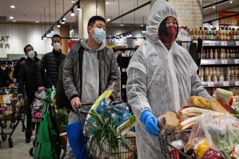 أبعاد اقتصادية أم صحية..ماذا وراء دعوة الصين لمواطنيها لتخزين سلع أساسية؟