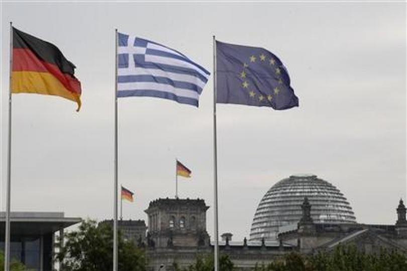 موافقة دول اليورو على مد فترة الفروض تلقي بالمسئولية على اليونان