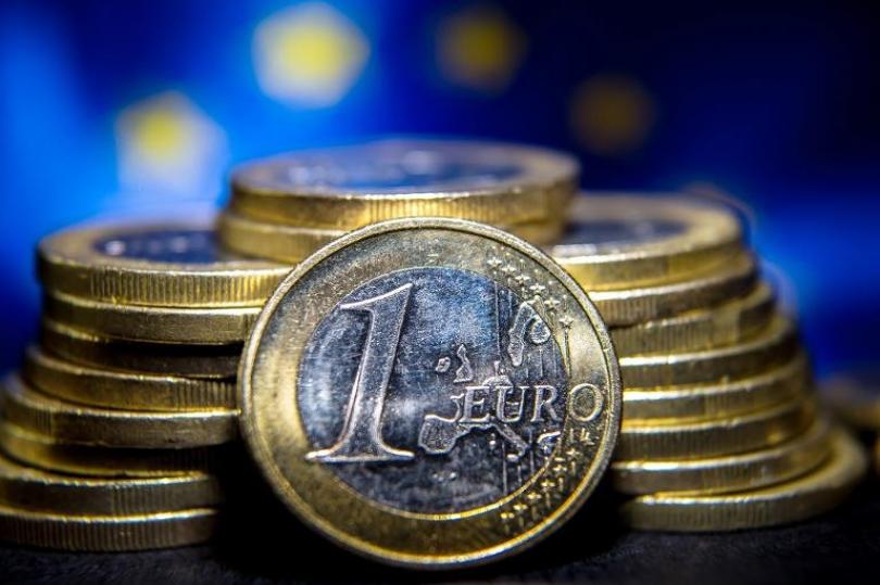 اليورو يواصل ارتفاعه خلال التداولات على الرغم من تزايد غموض الأوضاع اليونانية