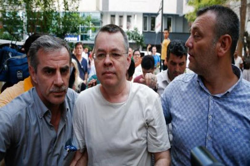 القضاء التركي يفرج عن القس الأمريكي برونسون