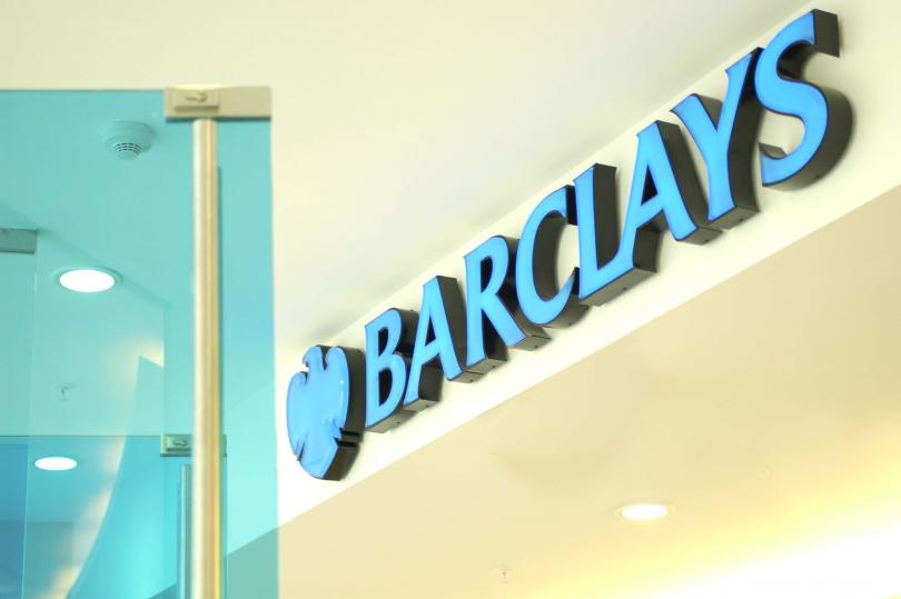 بنك Barclays يرى استمرار هبوط الدولار ين إلى مستويات الـ 108