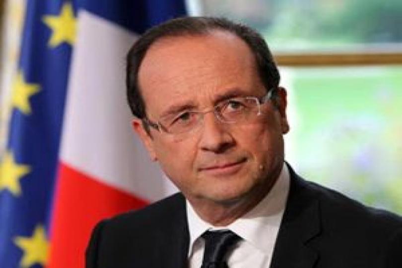 الرئيس الفرنسي: ليس على دراية بأية سيناريو متعلق بخروج اليونان من منطقة اليورو