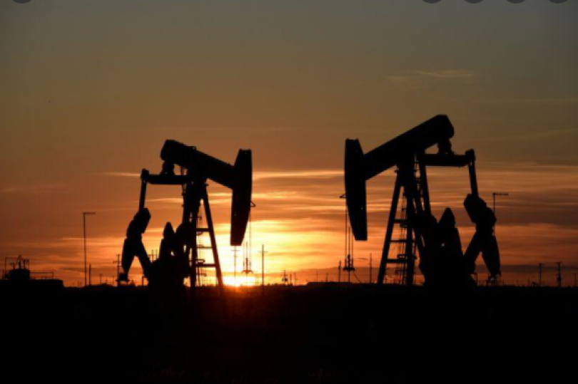 النفط يرتفع وأنظار المستثمرين في ترقب لإجراءات بايدن