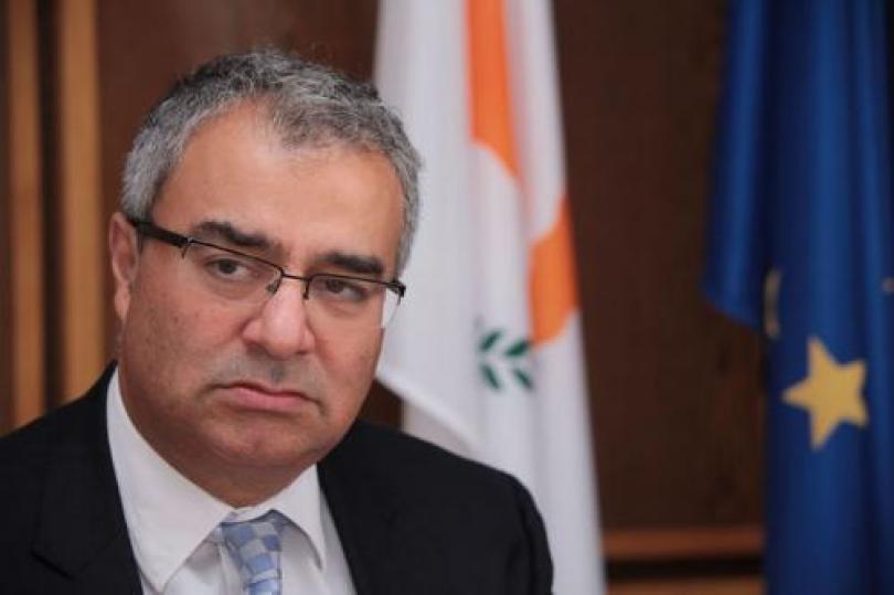 استقالة بيناكوس ديميترياديس، رئيس البنك المركزي بقبرص