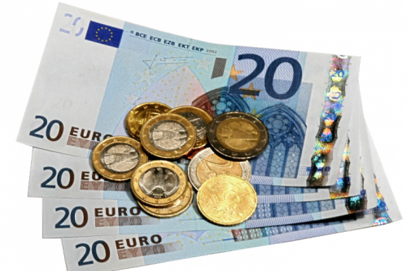 (اليورو / دولار) ينتظر البيانات لتحديد اتجاه واضح في محاولة لاختراق النطاق المحدود