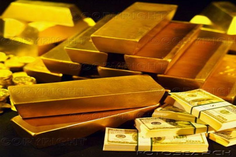 الذهب لا زال عند مستويات مرتفعة رغم ارتفاع الدولار 