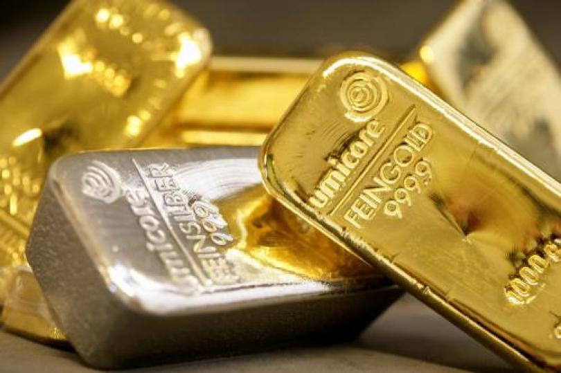 تراجع أسعار الذهب والفضة واقتراب اليونان من تفعيل مزيدًا من التدابير التقشفية