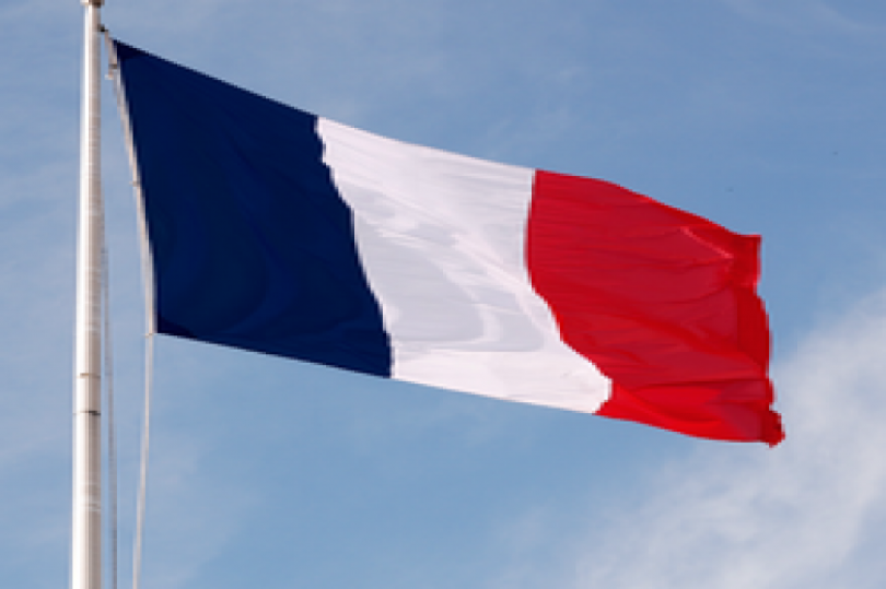 هبوط مؤشر PMI للنشاط الخدمي الفرنسي
