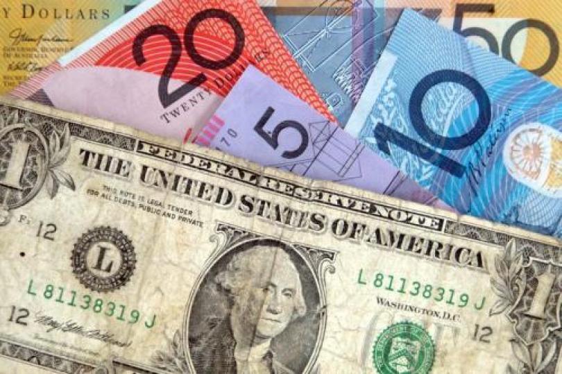 الدولار الأسترالي يتلقى الدعم من مشتروات أسيوية