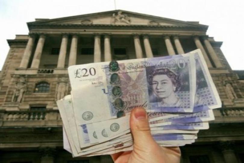 بنك إنجلترا يبقى على معدلات الفائدة دون تغير