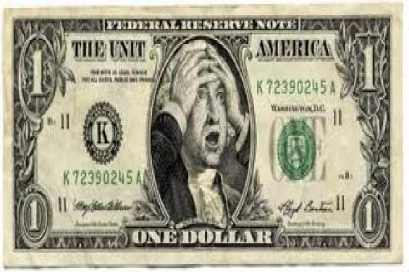 الدولار يشهد انخفاضًا في ترقب محادثات المسئولين بمنطقة اليورو