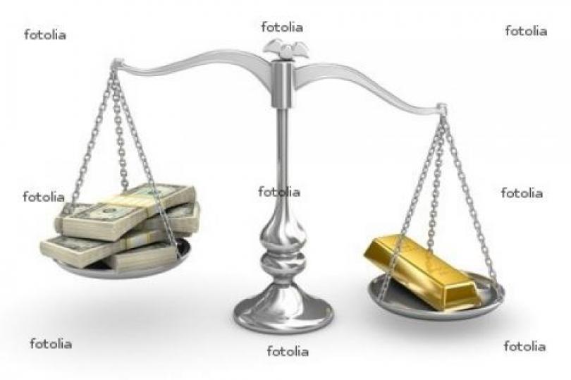 حرب العملات: البنوك المركزية تتسابق إلى القاع والذهب يستفيد من هفوات الكبار  