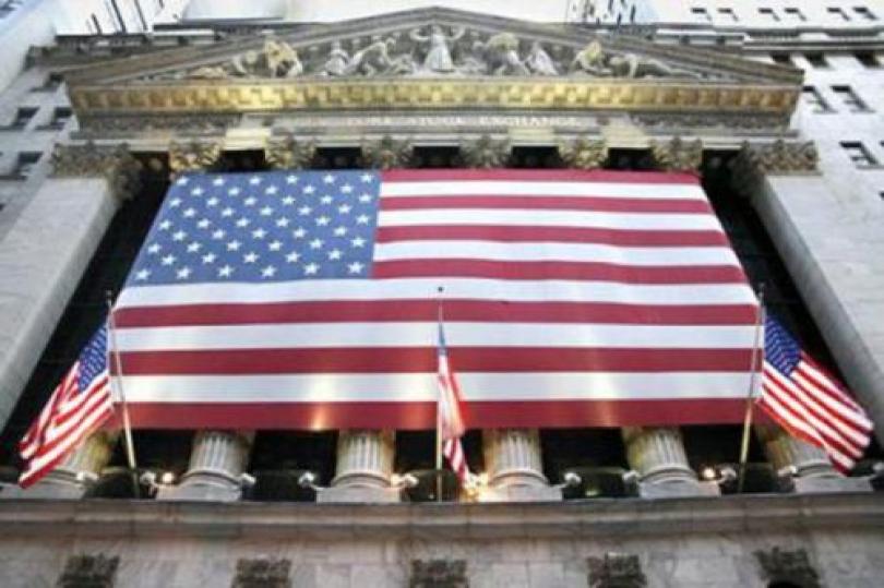 الأسهم الأمريكية تتباين عقب مكاسب يوم الخميس