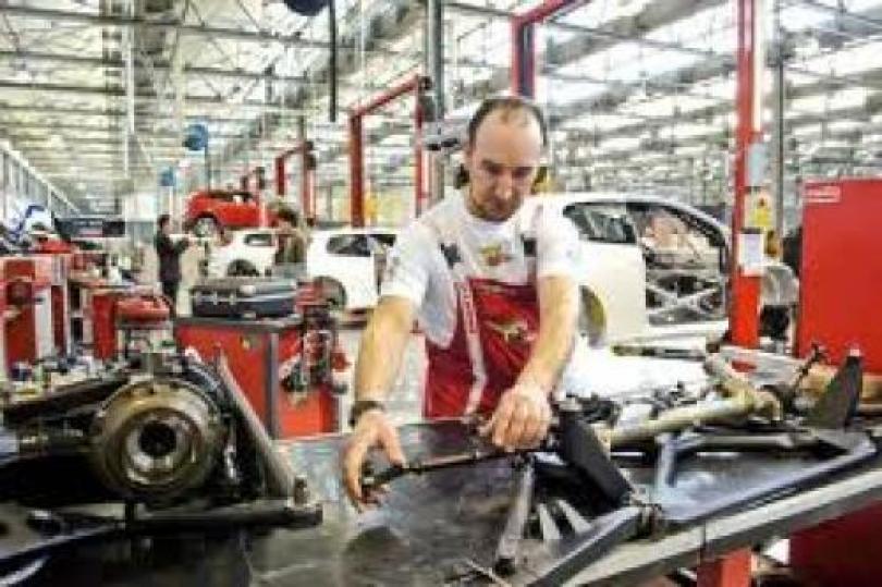 مؤشر PMI التصنيعي الإيطالي يتراجع في أغسطس