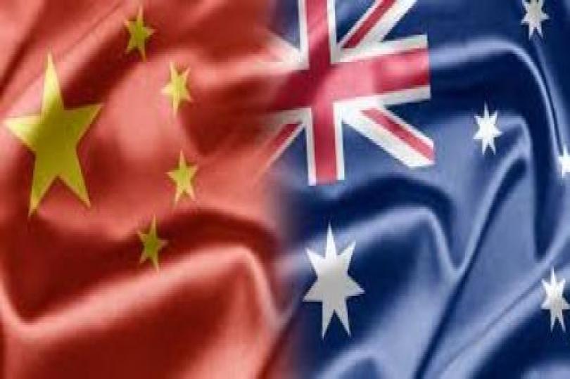 الأسترالي يتراجع متأثرًا بالبيانات الصينية